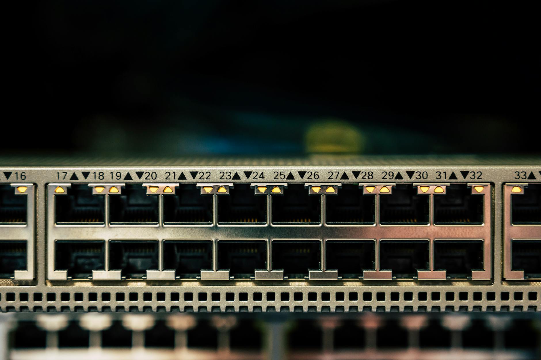 Merkez ofis ve şube arasında MikroTik router ile kurulu site to site tünel