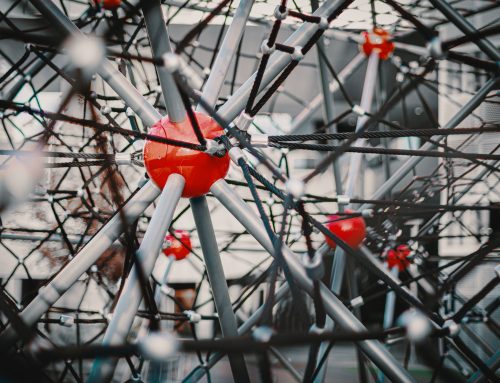 ZeroTier ile MikroTik VPN Mesh: Container Üzerinden Multi-Site Köprüleme