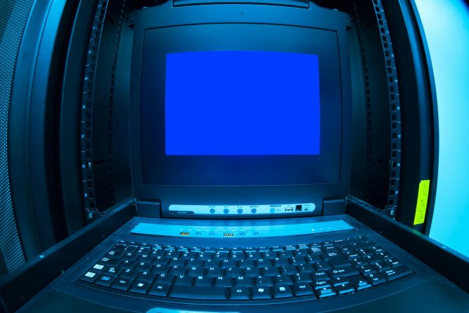 Alpine Linux router için terminal yapılandırma ekranı
