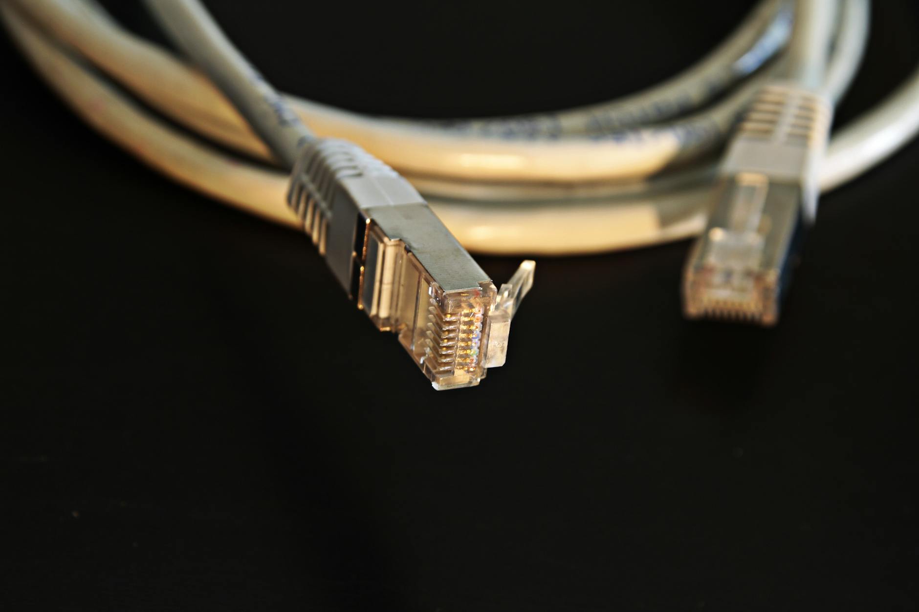 MikroTik switch ve RB5009 omurga kablolama düzeni