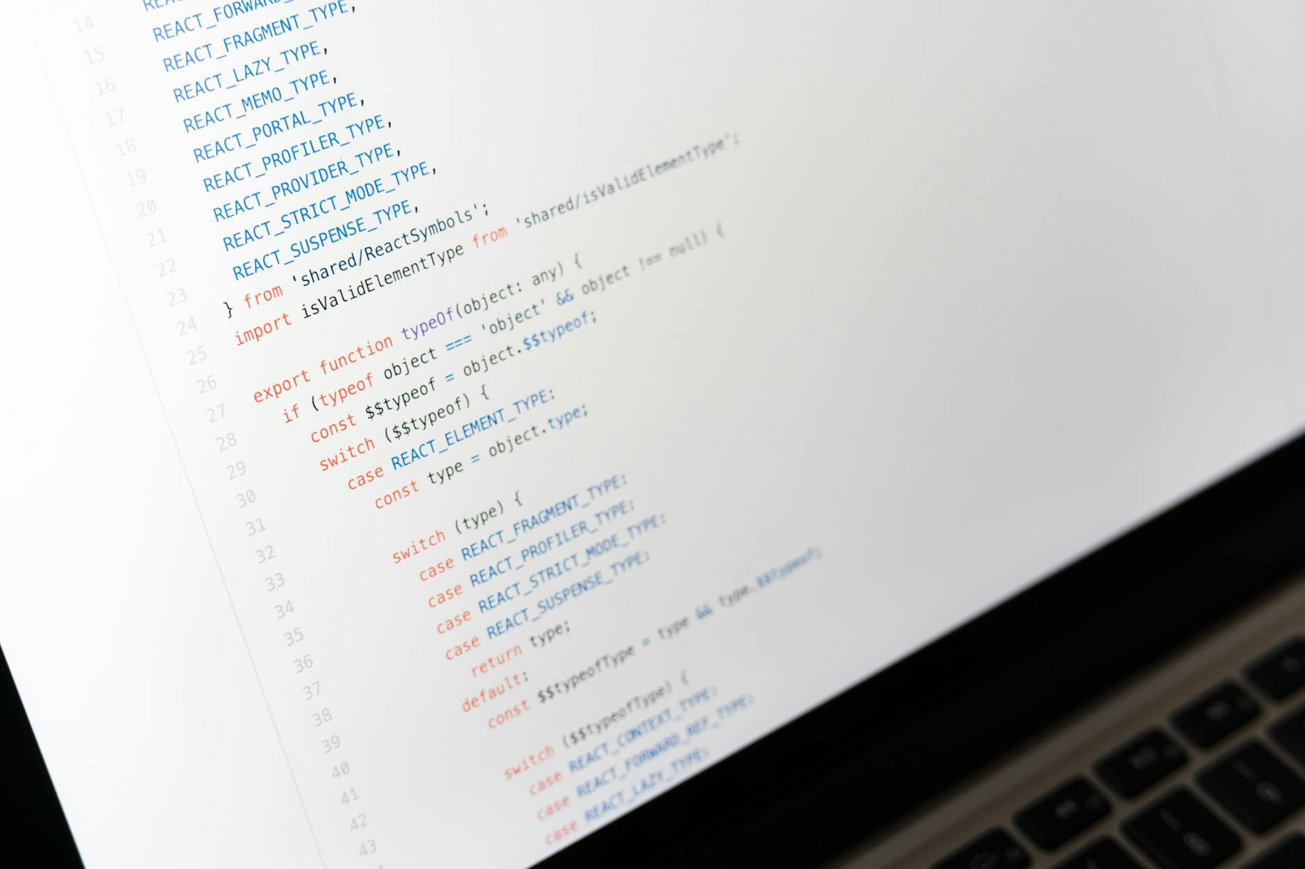 L7 regex kuralı yazılırken programcının kod ekranı