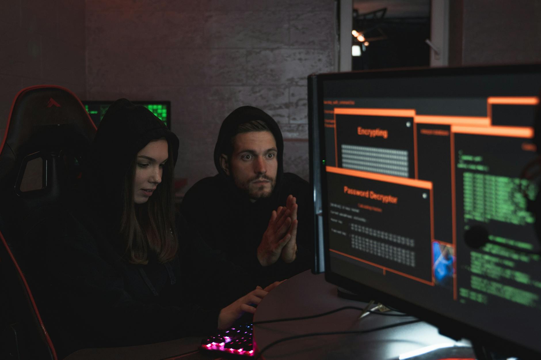 DDoS-as-a-Service pazarinda calisan saldirgan profili karanlik ag analizi